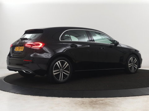 Mercedes-Benz A-Klasse 200 Advantage | Half leder | Cruise control | Stoelverwarming | Camera | Park assist | Climate control | Navigatie | Bluetooth