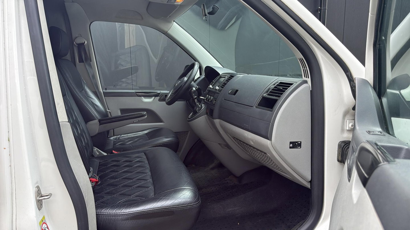 Volkswagen Transporter 2.0 TDI L1H1 Airco Leer Cruise LM Camera