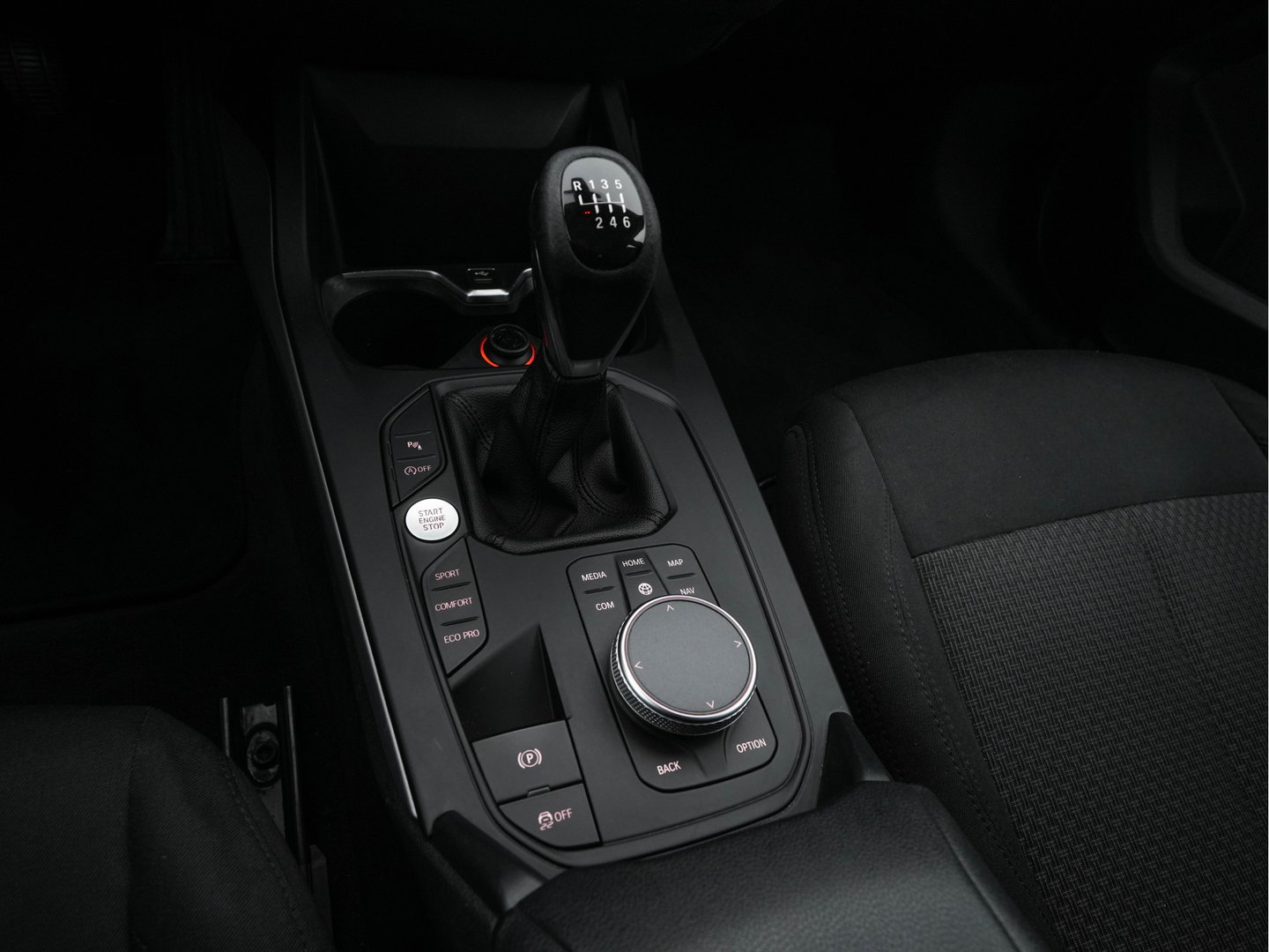 BMW 1-serie 116d (INCL-BTW) *NAVI-FULLMAP | DIGI-COCKPIT | COMFORT-SEATS | DAB+ | ECC | PDC | CRUISE | 16''ALU*