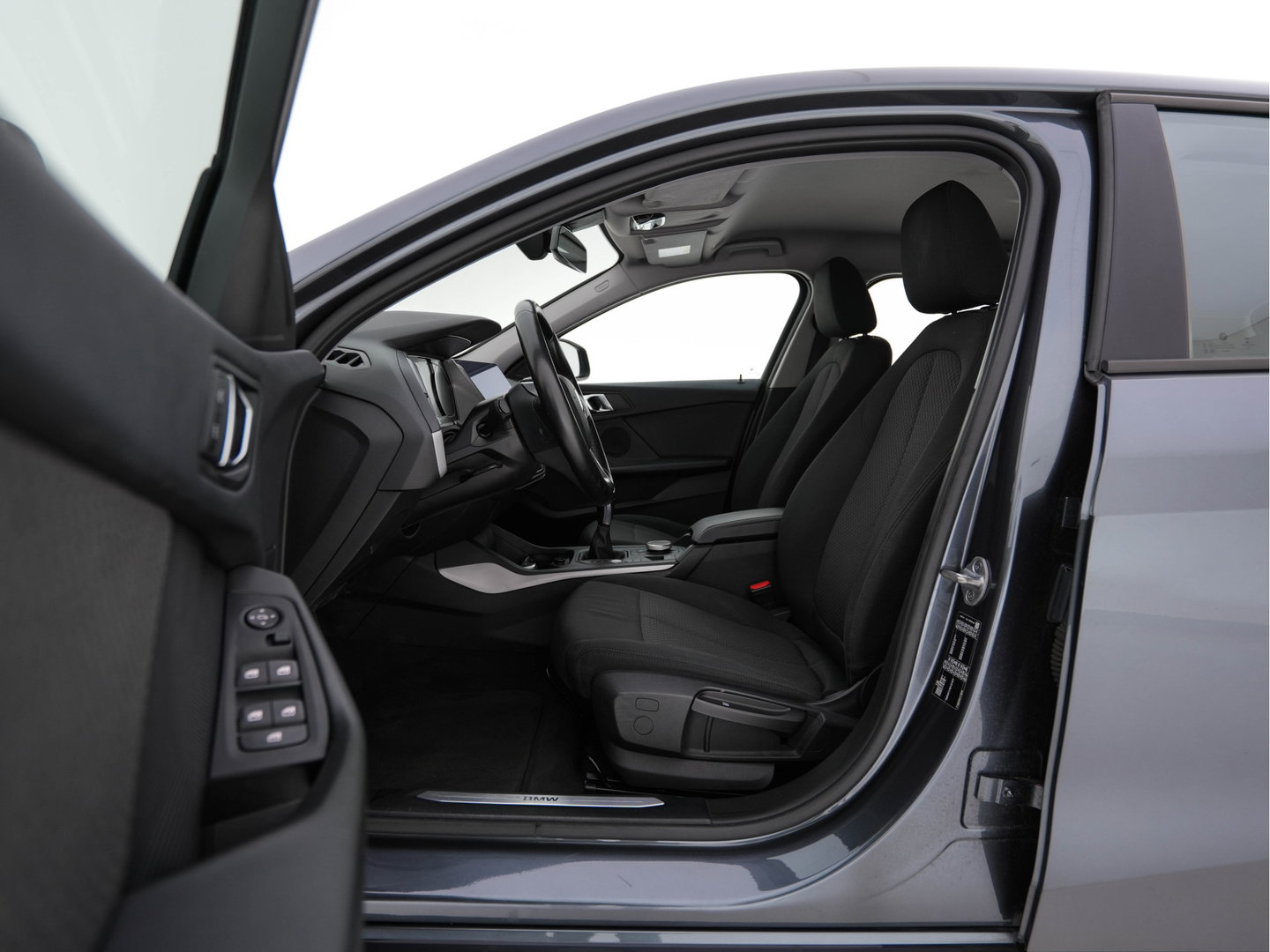 BMW 1-serie 116d (INCL-BTW) *NAVI-FULLMAP | DIGI-COCKPIT | COMFORT-SEATS | DAB+ | ECC | PDC | CRUISE | 16''ALU*