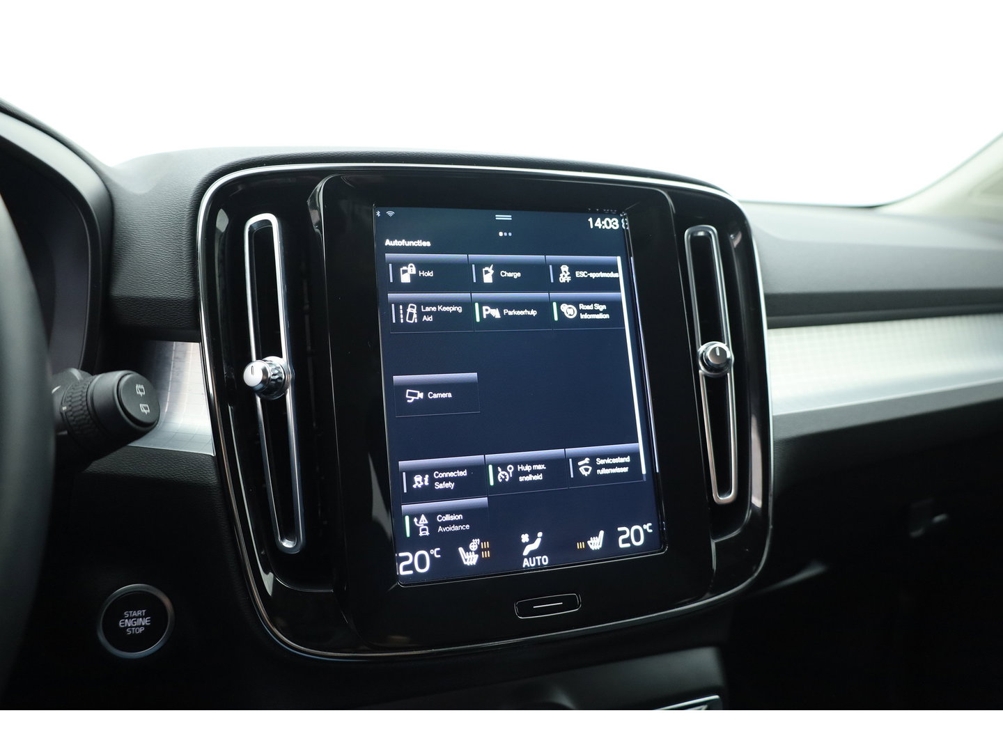 Volvo XC40 1.5 T4 Recharge Inscription Expression | SOH 91% | Trekhaak | Elek. stoelen | Stoel + stuurverw. |
