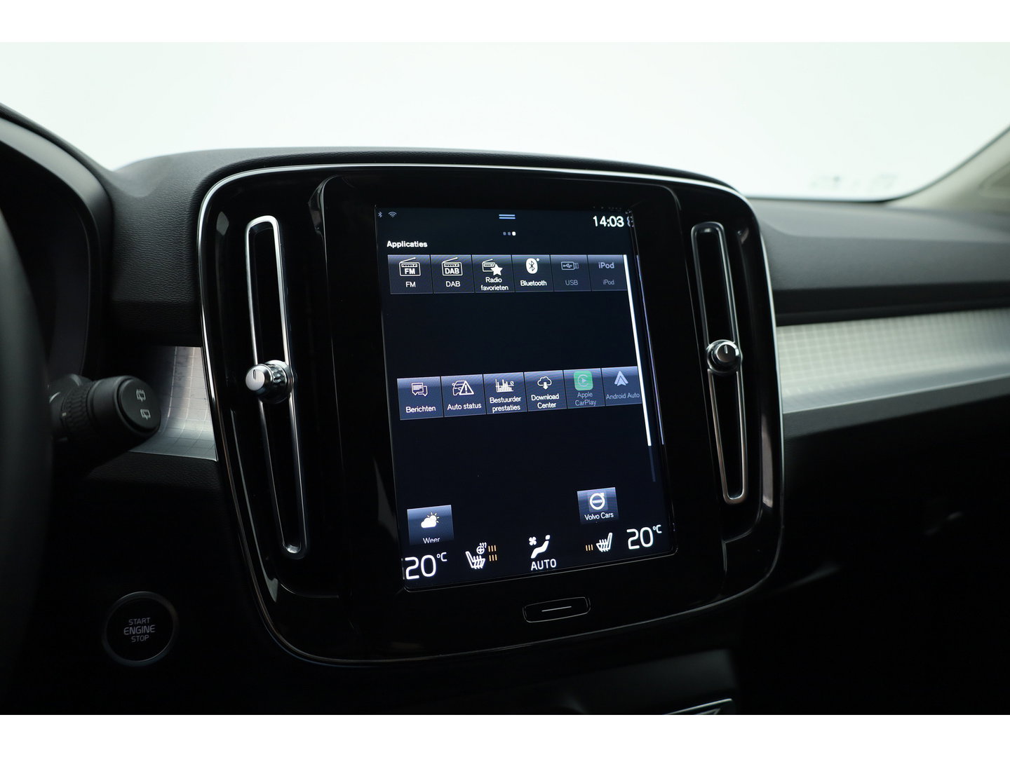 Volvo XC40 1.5 T4 Recharge Inscription Expression | SOH 91% | Trekhaak | Elek. stoelen | Stoel + stuurverw. |