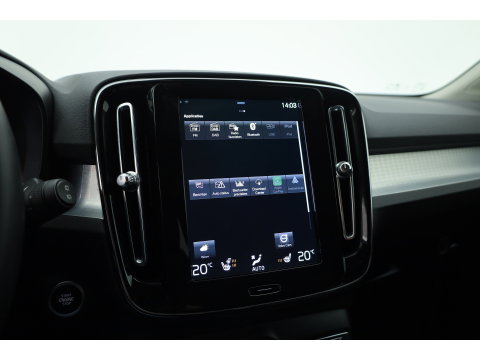 Volvo XC40 1.5 T4 Recharge Inscription Expression | SOH 91% | Trekhaak | Elek. stoelen | Stoel + stuurverw. |