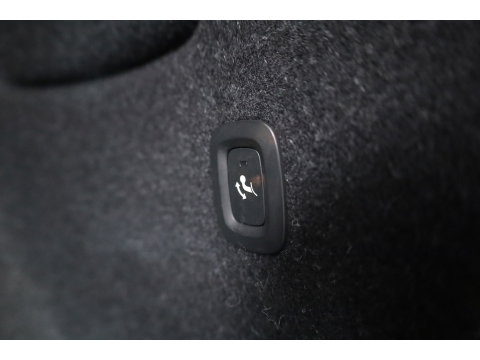 Volvo XC40 1.5 T4 Recharge Inscription Expression | SOH 91% | Trekhaak | Elek. stoelen | Stoel + stuurverw. |