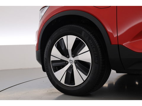 Volvo XC40 1.5 T4 Recharge Inscription Expression | SOH 91% | Trekhaak | Elek. stoelen | Stoel + stuurverw. |