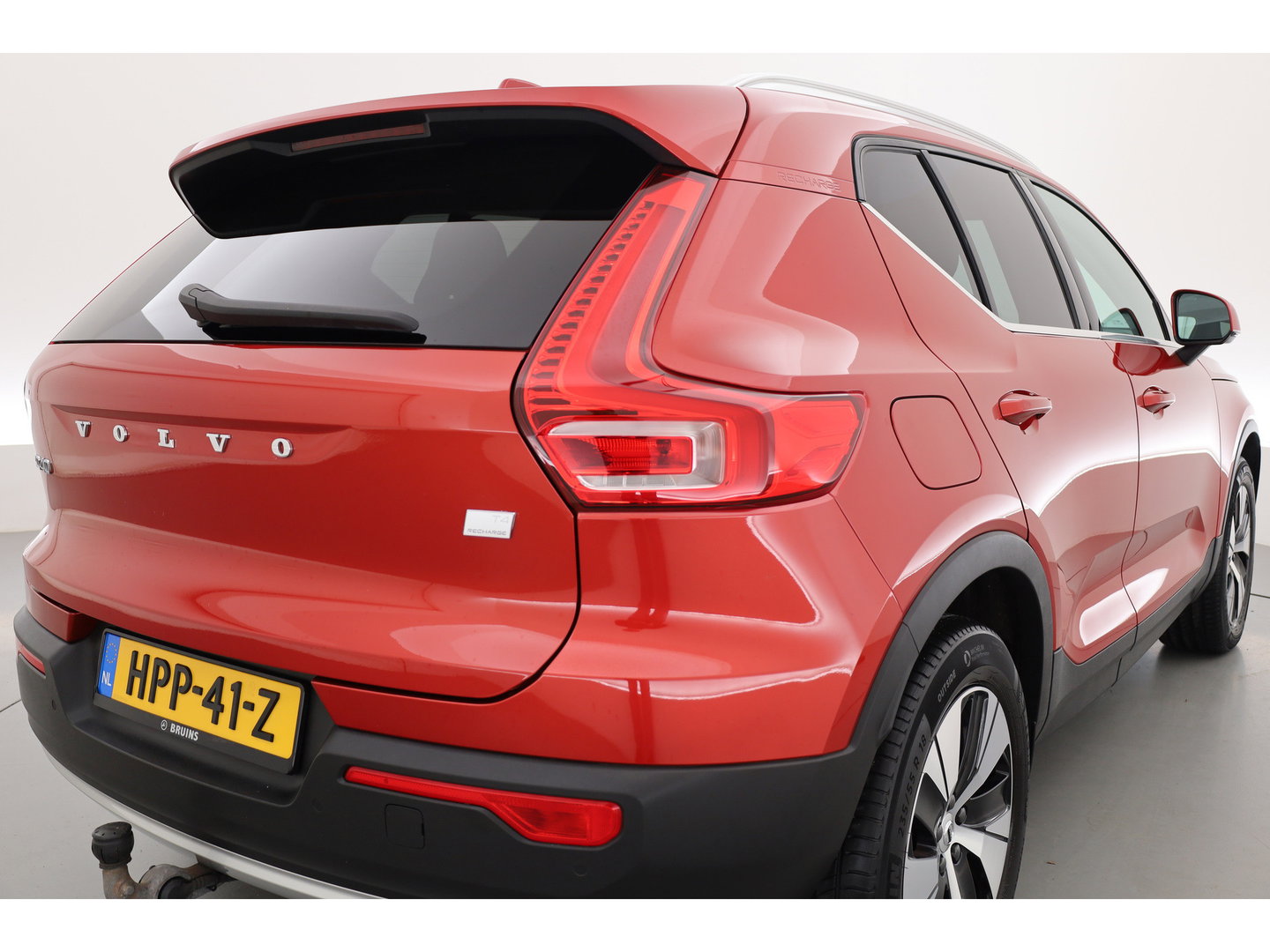 Volvo XC40 1.5 T4 Recharge Inscription Expression | SOH 91% | Trekhaak | Elek. stoelen | Stoel + stuurverw. |