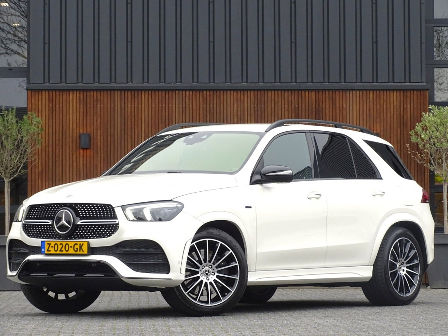 Mercedes-Benz GLE 350de 333PK 4MATIC / AMG / Massage / Burmester / 360°