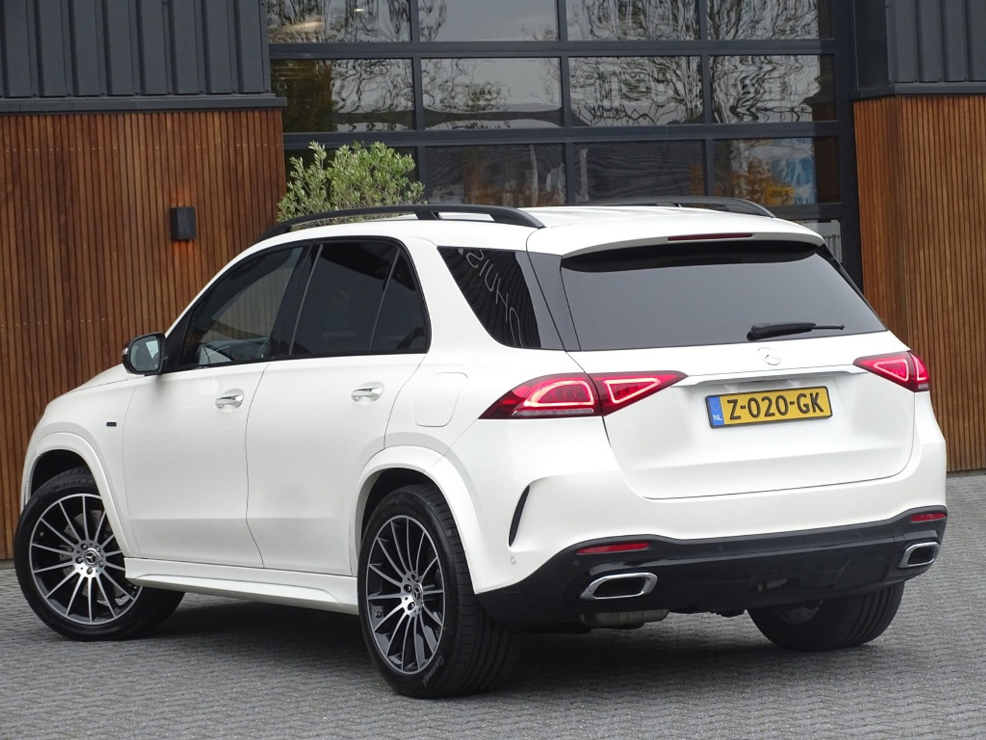 Mercedes-Benz GLE 350de 333PK 4MATIC / AMG / Massage / Burmester / 360°