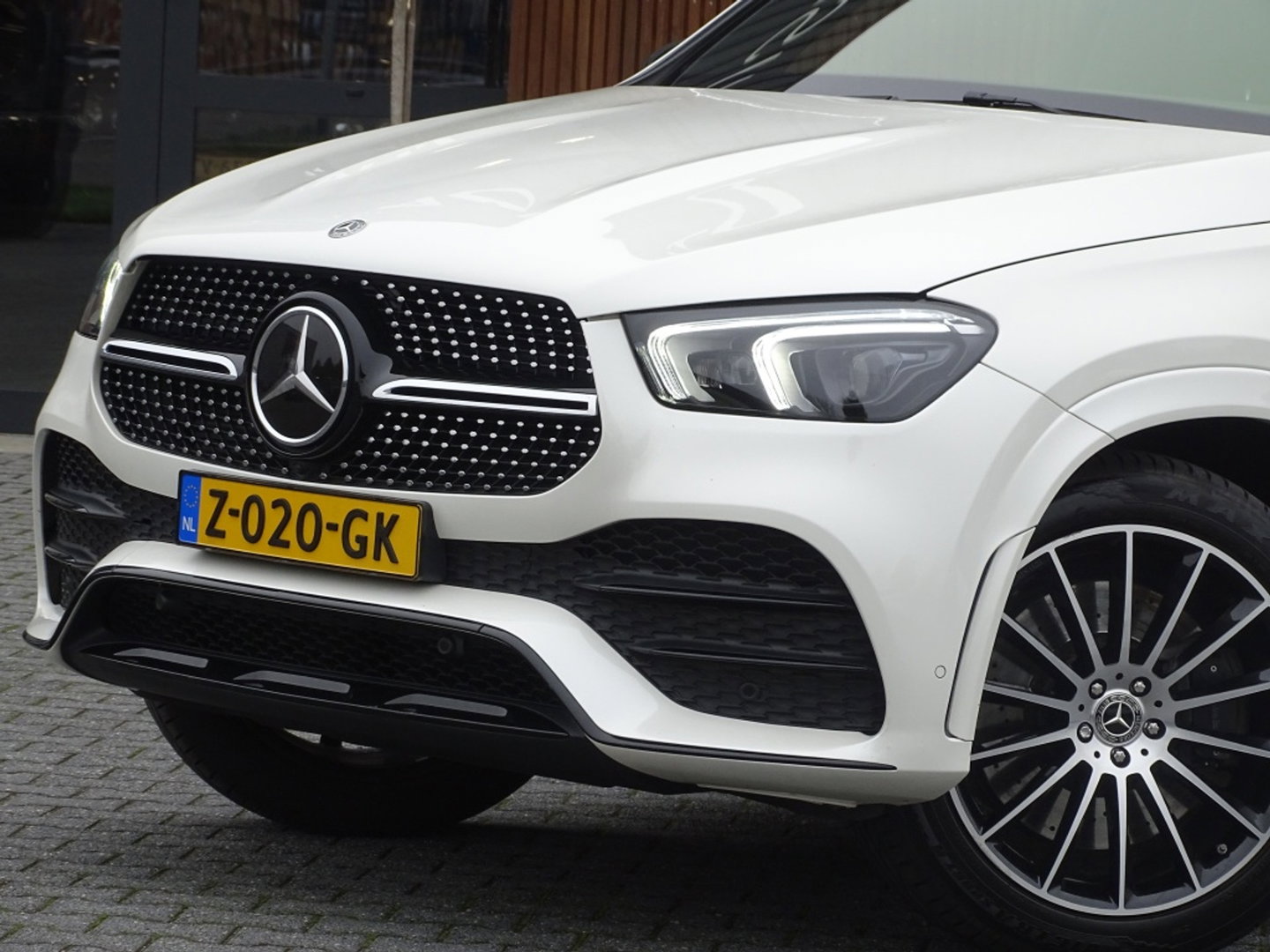Mercedes-Benz GLE 350de 333PK 4MATIC / AMG / Massage / Burmester / 360°