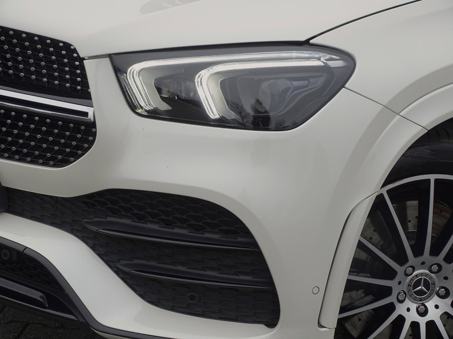 Mercedes-Benz GLE 350de 333PK 4MATIC / AMG / Massage / Burmester / 360°