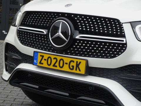 Mercedes-Benz GLE 350de 333PK 4MATIC / AMG / Massage / Burmester / 360°