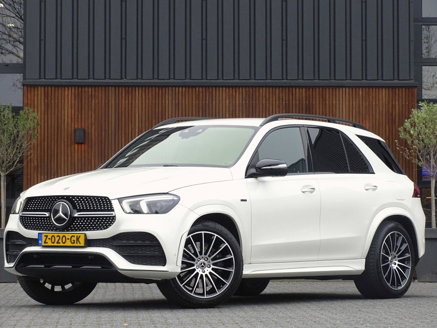 Mercedes-Benz GLE 350de 333PK 4MATIC / AMG / Massage / Burmester / 360°