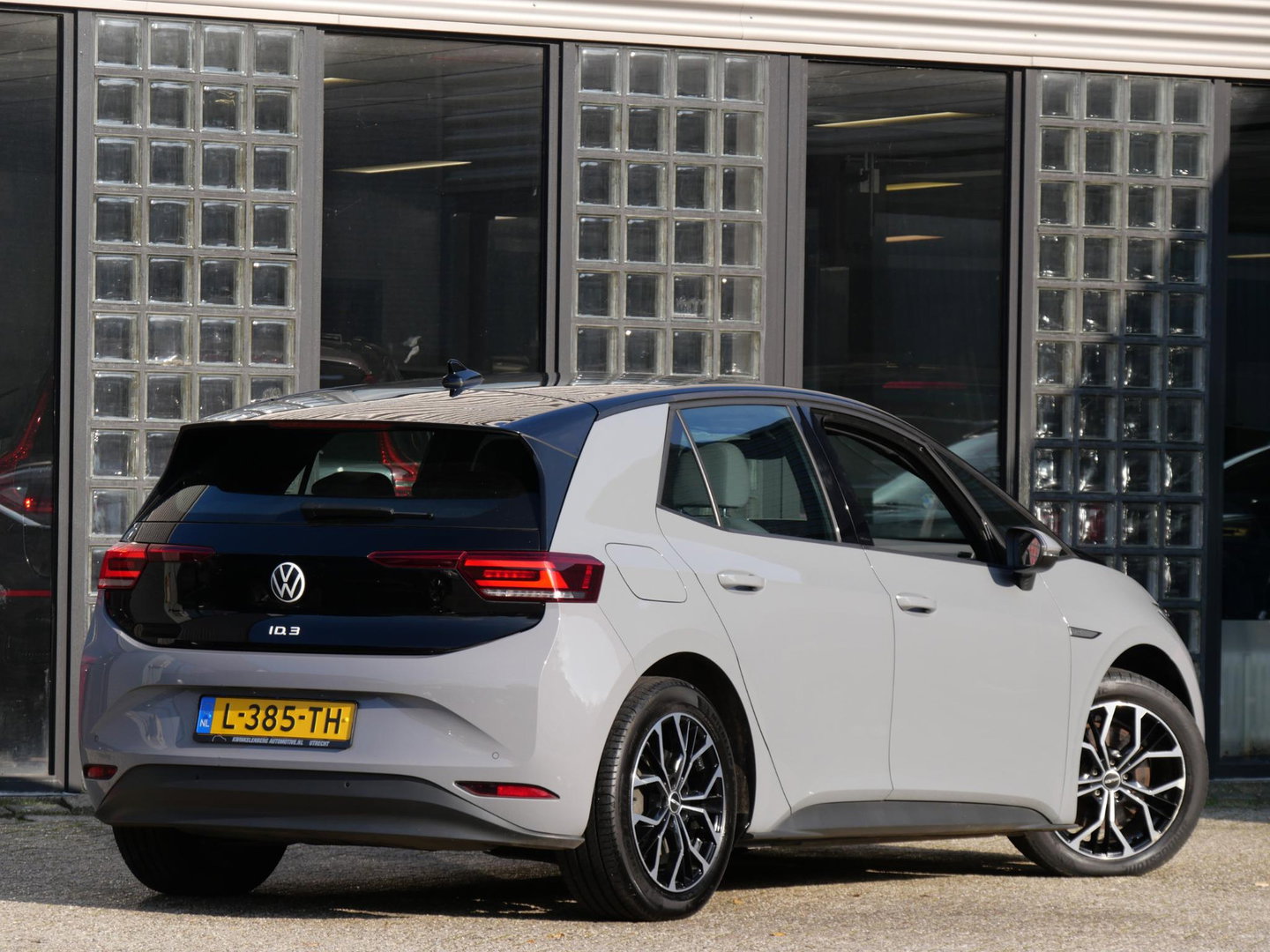 Volkswagen ID.3 58kWh PRO/ MOONSTONE GREY/ NL-AUTO/ SOH 92%