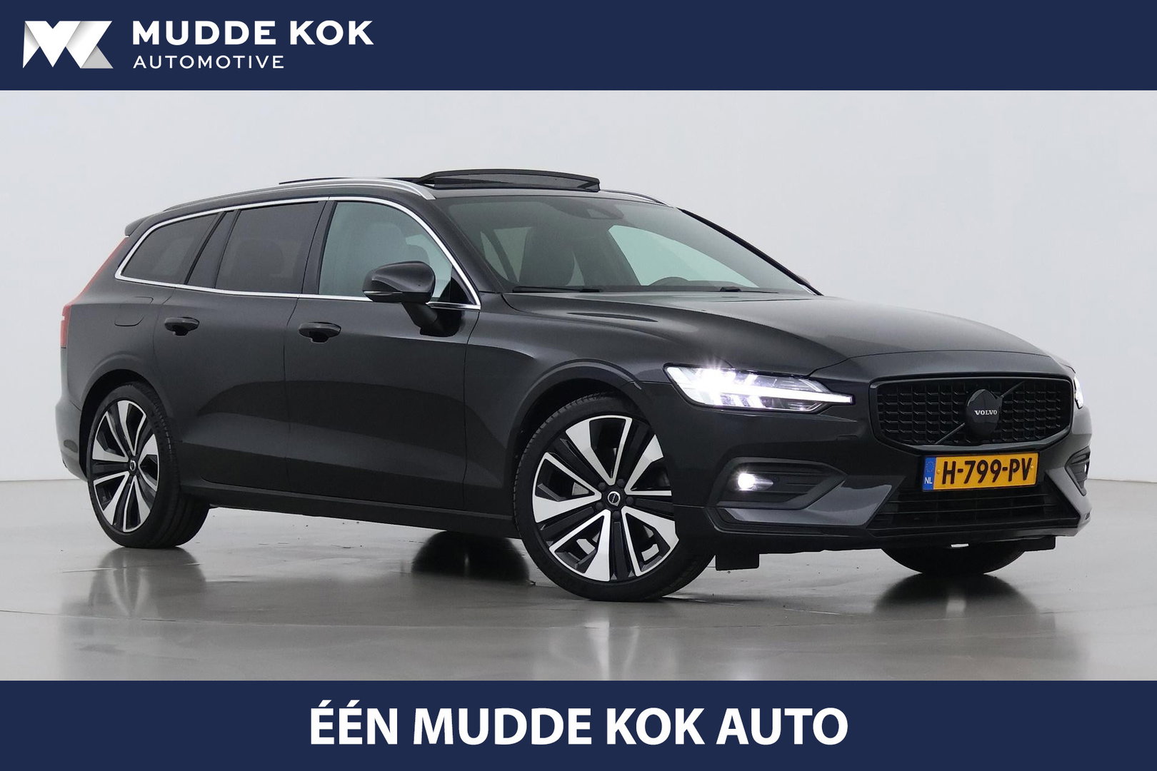 Volvo V60 2.0 T4 Momentum Pro | Harman/Kardon | Panoramadak | Trekhaak | Camera | Stoelverwarming | 19 Inch