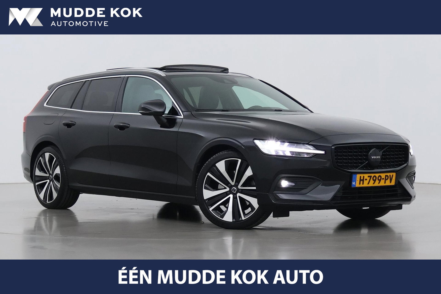 Volvo V60 2.0 T4 Momentum Pro | Harman/Kardon | Panoramadak | Trekhaak | Camera | Stoelverwarming | 19 Inch