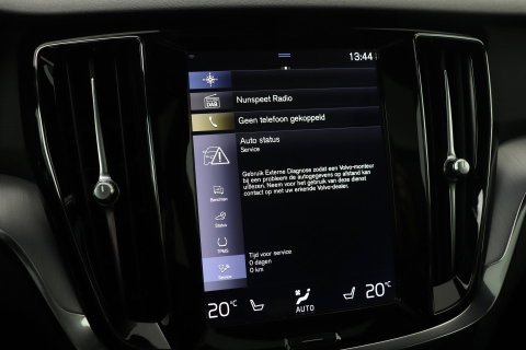 Volvo V60 2.0 T4 Momentum Pro | Harman/Kardon | Panoramadak | Trekhaak | Camera | Stoelverwarming | 19 Inch