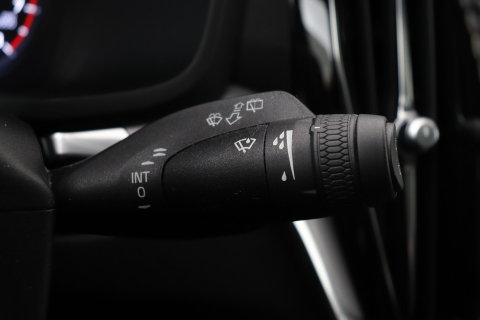 Volvo V60 2.0 T4 Momentum Pro | Harman/Kardon | Panoramadak | Trekhaak | Camera | Stoelverwarming | 19 Inch