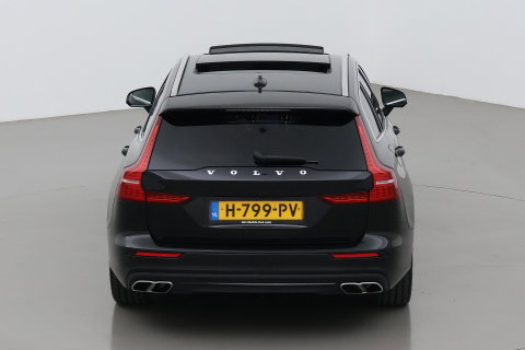 Volvo V60 2.0 T4 Momentum Pro | Harman/Kardon | Panoramadak | Trekhaak | Camera | Stoelverwarming | 19 Inch