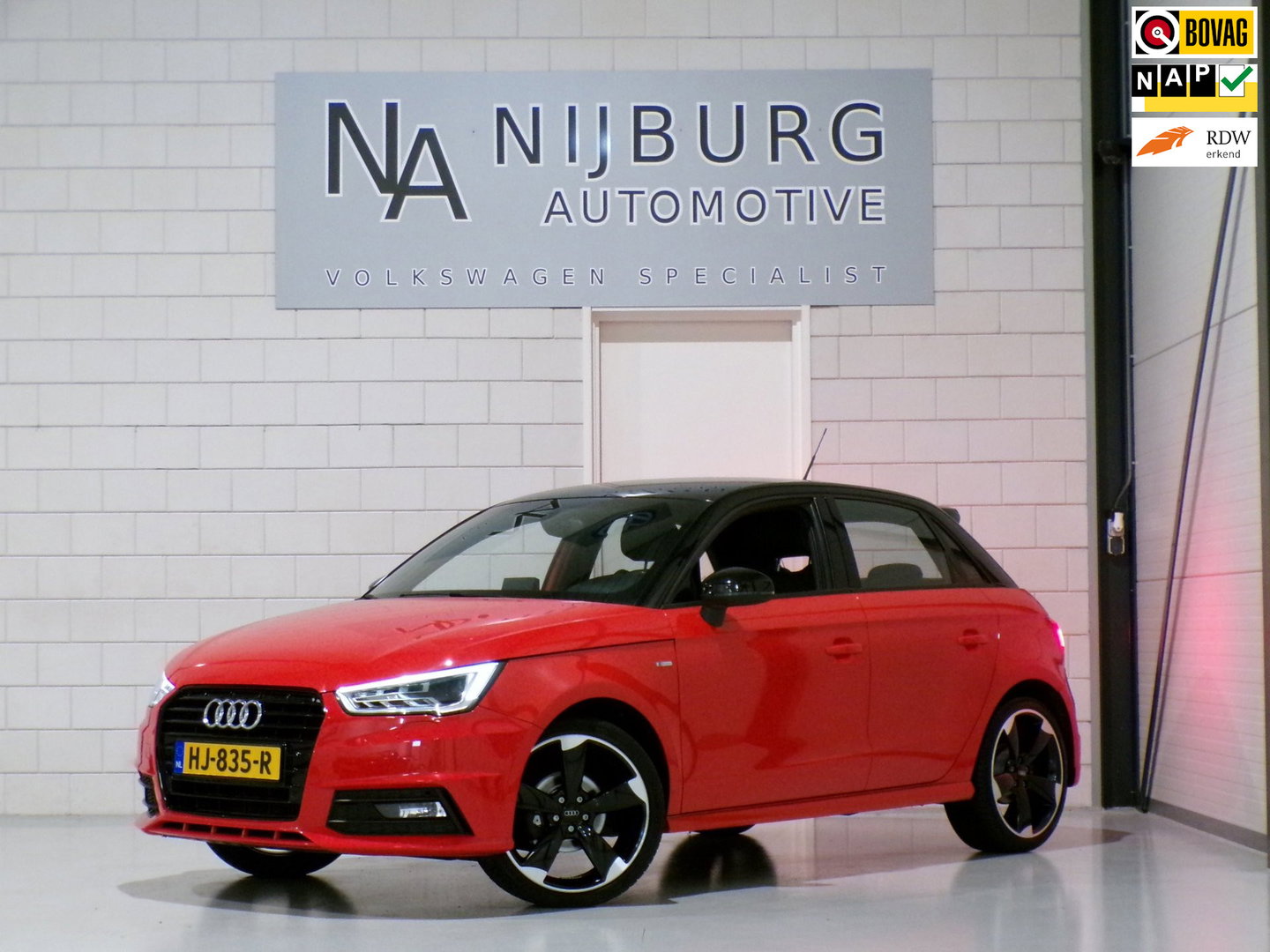 Audi A1 Sportback 1.0 TFSI S-Line "Origineel NL!" 2x S Line Xenon-LED Parkeersensoren Bose 18"Velgen Navigatie Bluetooth Cruise