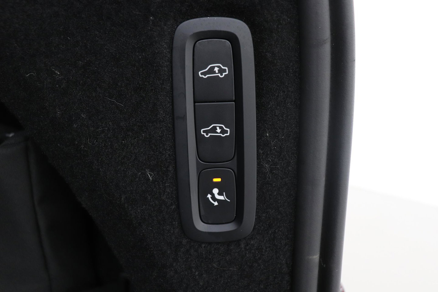 Volvo XC90 T8 Ultra Dark | HEICO | Luchtvering | Stoelventilatie | Bowers & Wilkins | Trekhaak