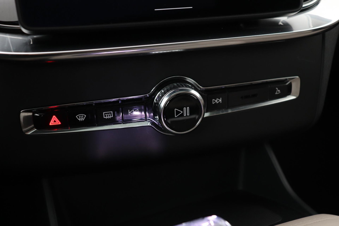 Volvo XC90 T8 Ultra Dark | HEICO | Luchtvering | Stoelventilatie | Bowers & Wilkins | Trekhaak
