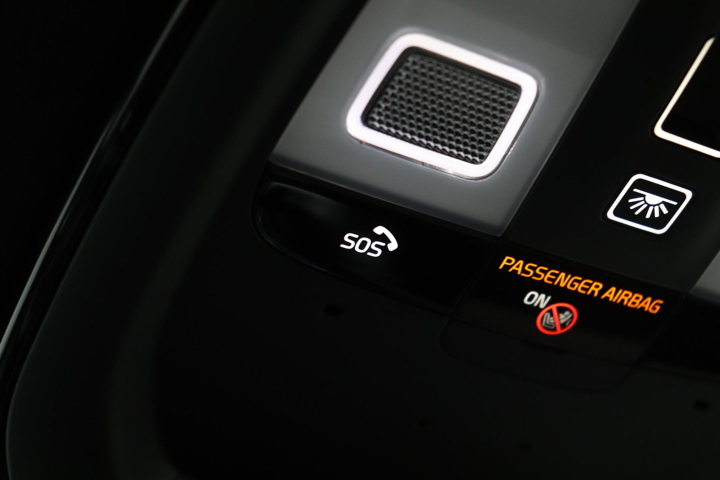Volvo XC90 T8 Ultra Dark | HEICO | Luchtvering | Stoelventilatie | Bowers & Wilkins | Trekhaak