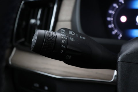 Volvo XC90 T8 Ultra Dark | HEICO | Luchtvering | Stoelventilatie | Bowers & Wilkins | Trekhaak
