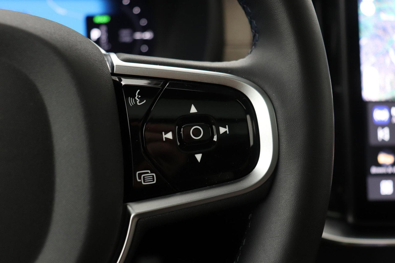 Volvo XC90 T8 Ultra Dark | HEICO | Luchtvering | Stoelventilatie | Bowers & Wilkins | Trekhaak