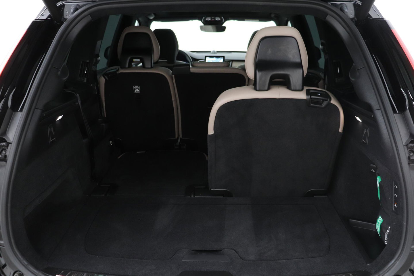 Volvo XC90 T8 Ultra Dark | HEICO | Luchtvering | Stoelventilatie | Bowers & Wilkins | Trekhaak