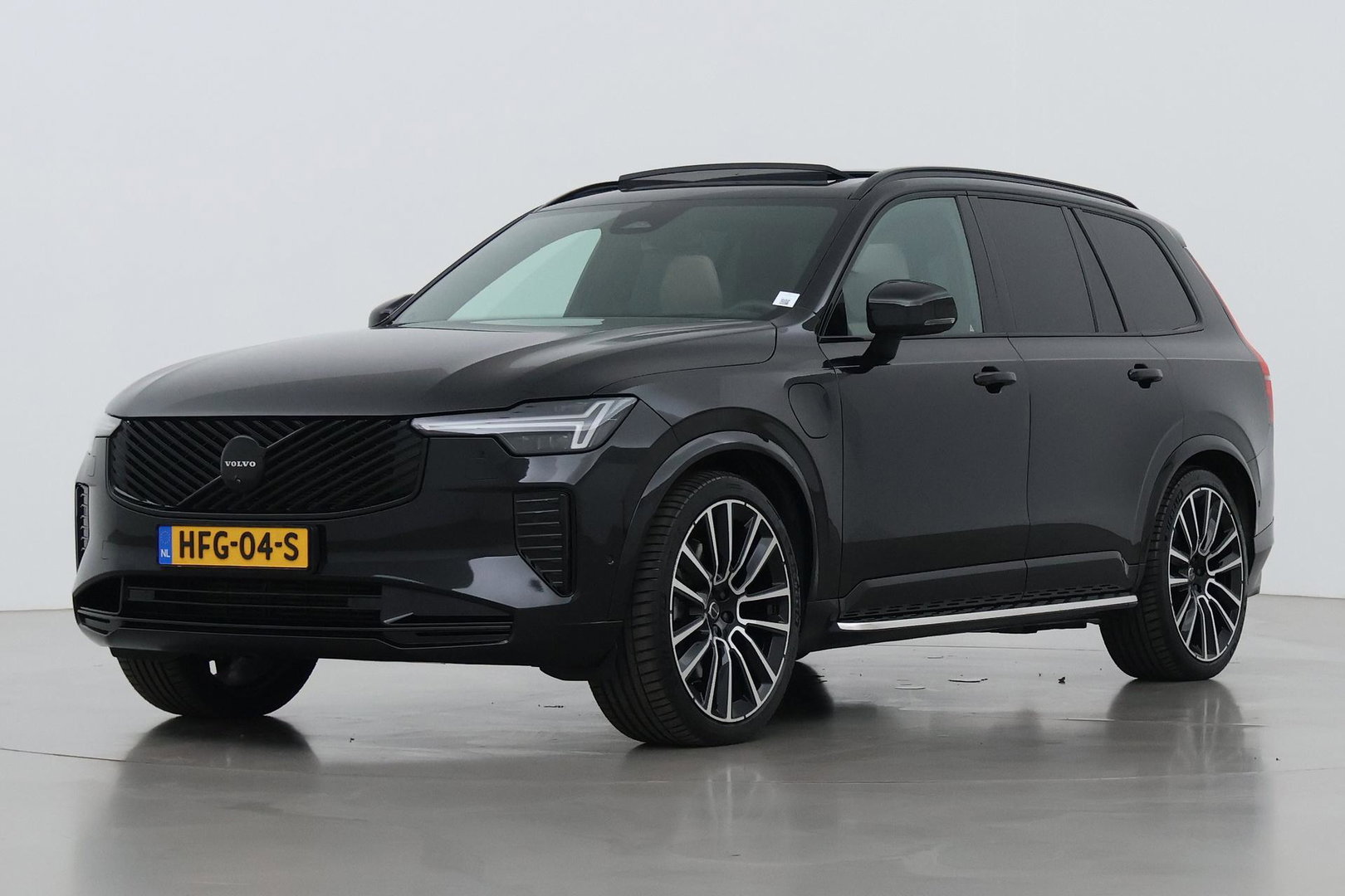 Volvo XC90 T8 Ultra Dark | HEICO | Luchtvering | Stoelventilatie | Bowers & Wilkins | Trekhaak