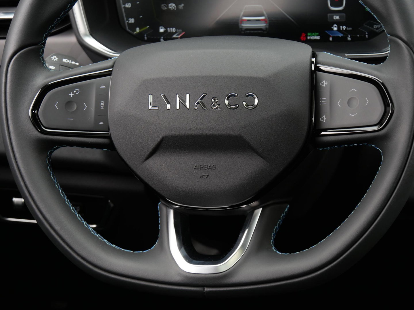 Lynk & Co 01 PHEV/ 360°CAMERA/ TREKHAAK/ PANORAMADAK/ SFEERVERLICHTING