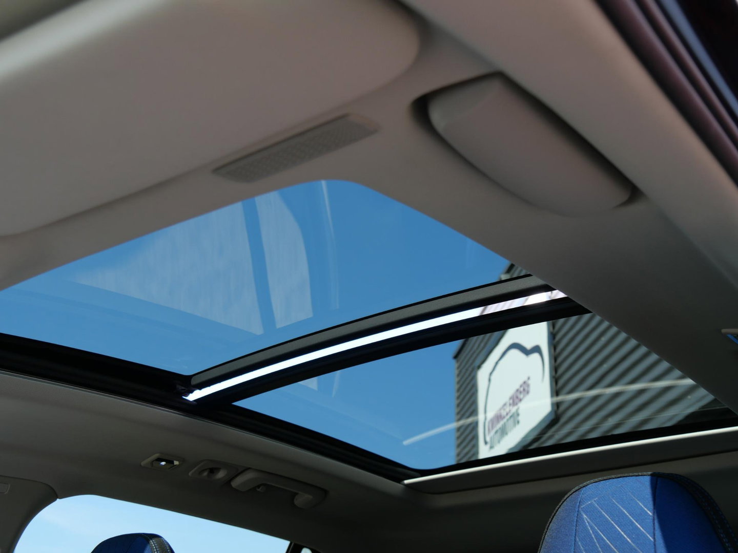 Lynk & Co 01 PHEV/ 360°CAMERA/ TREKHAAK/ PANORAMADAK/ SFEERVERLICHTING