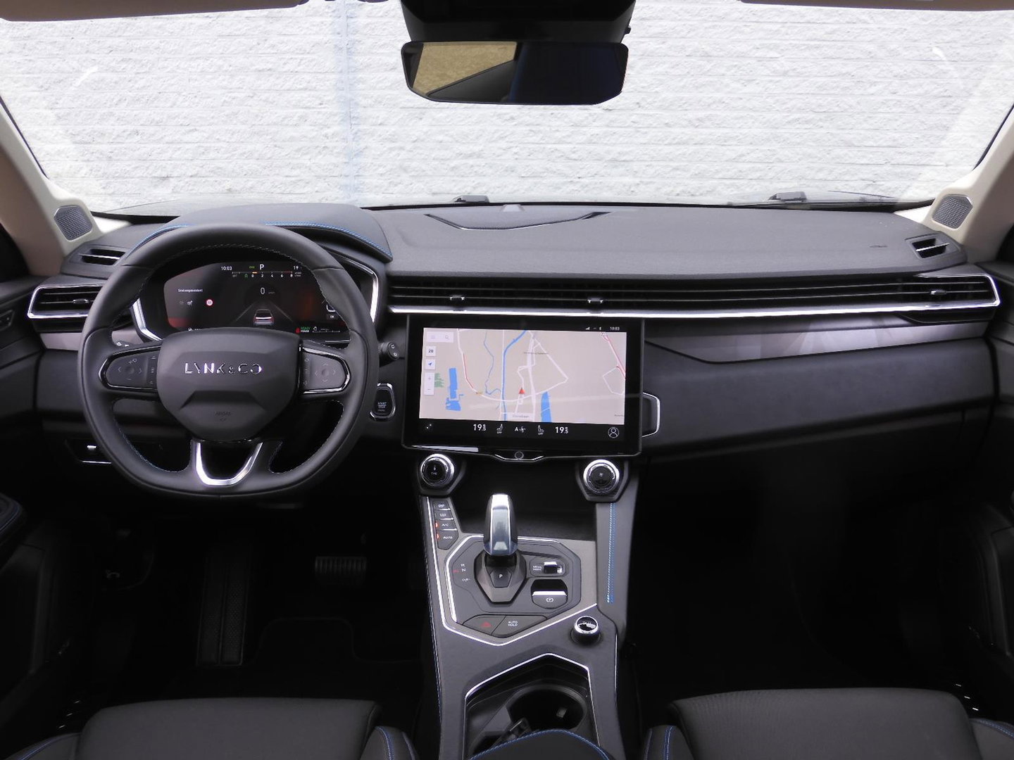 Lynk & Co 01 PHEV/ 360°CAMERA/ TREKHAAK/ PANORAMADAK/ SFEERVERLICHTING