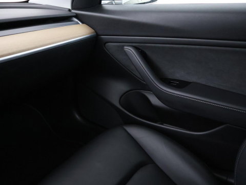 Tesla Model 3 Long Range AWD 75 kWh | SOH 90,7% | Panoramadak | Leder | Memory | Stoelverwarming | Camera | Park assist | Climate control