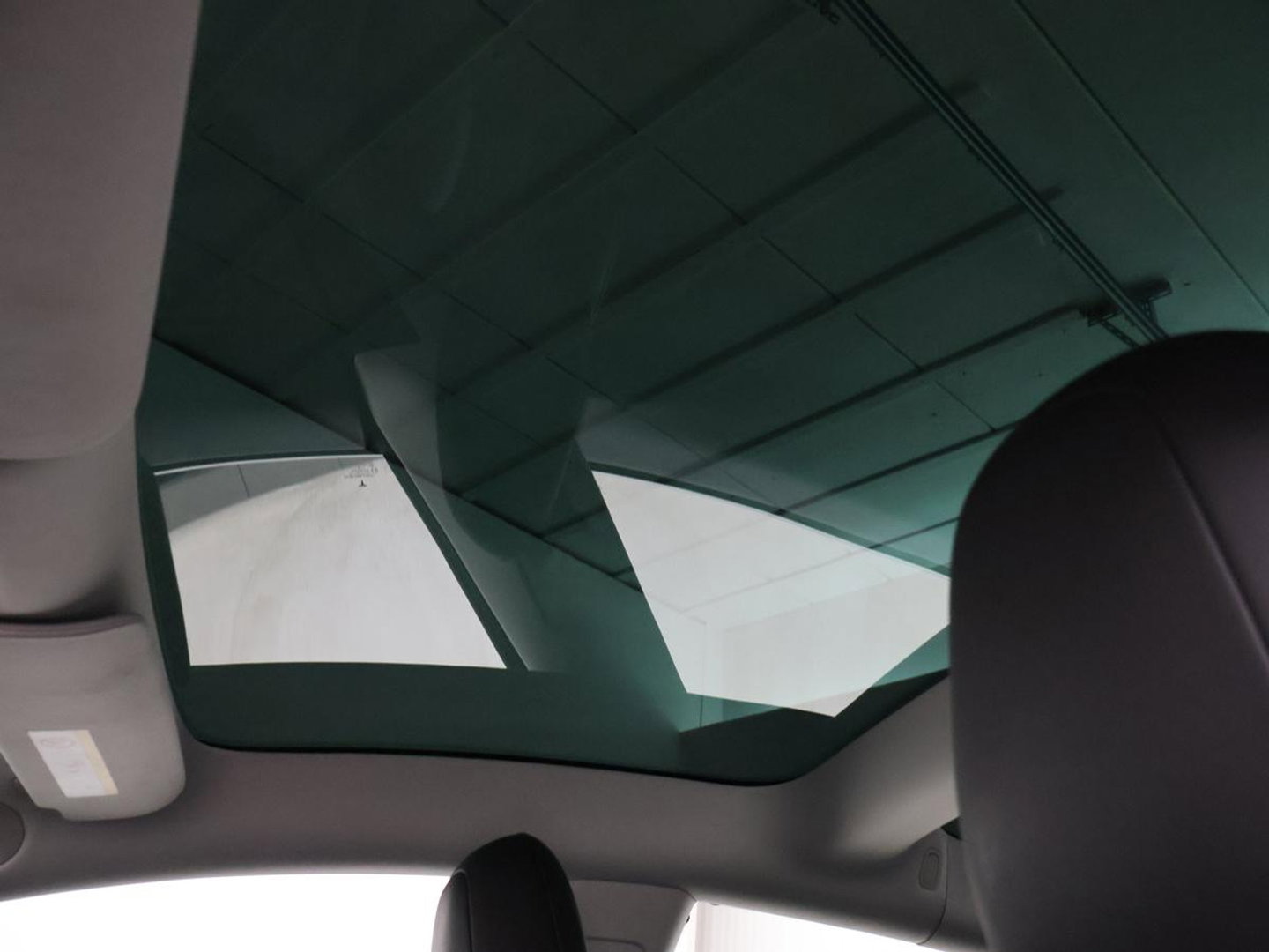 Tesla Model 3 Long Range AWD 75 kWh | SOH 90,7% | Panoramadak | Leder | Memory | Stoelverwarming | Camera | Park assist | Climate control