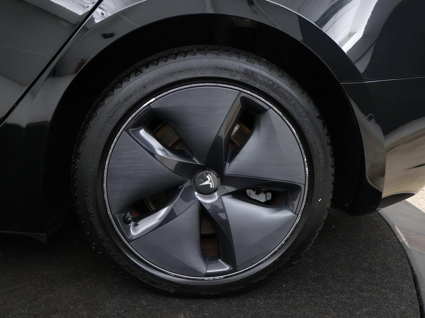 Tesla Model 3 Long Range AWD 75 kWh | SOH 90,7% | Panoramadak | Leder | Memory | Stoelverwarming | Camera | Park assist | Climate control