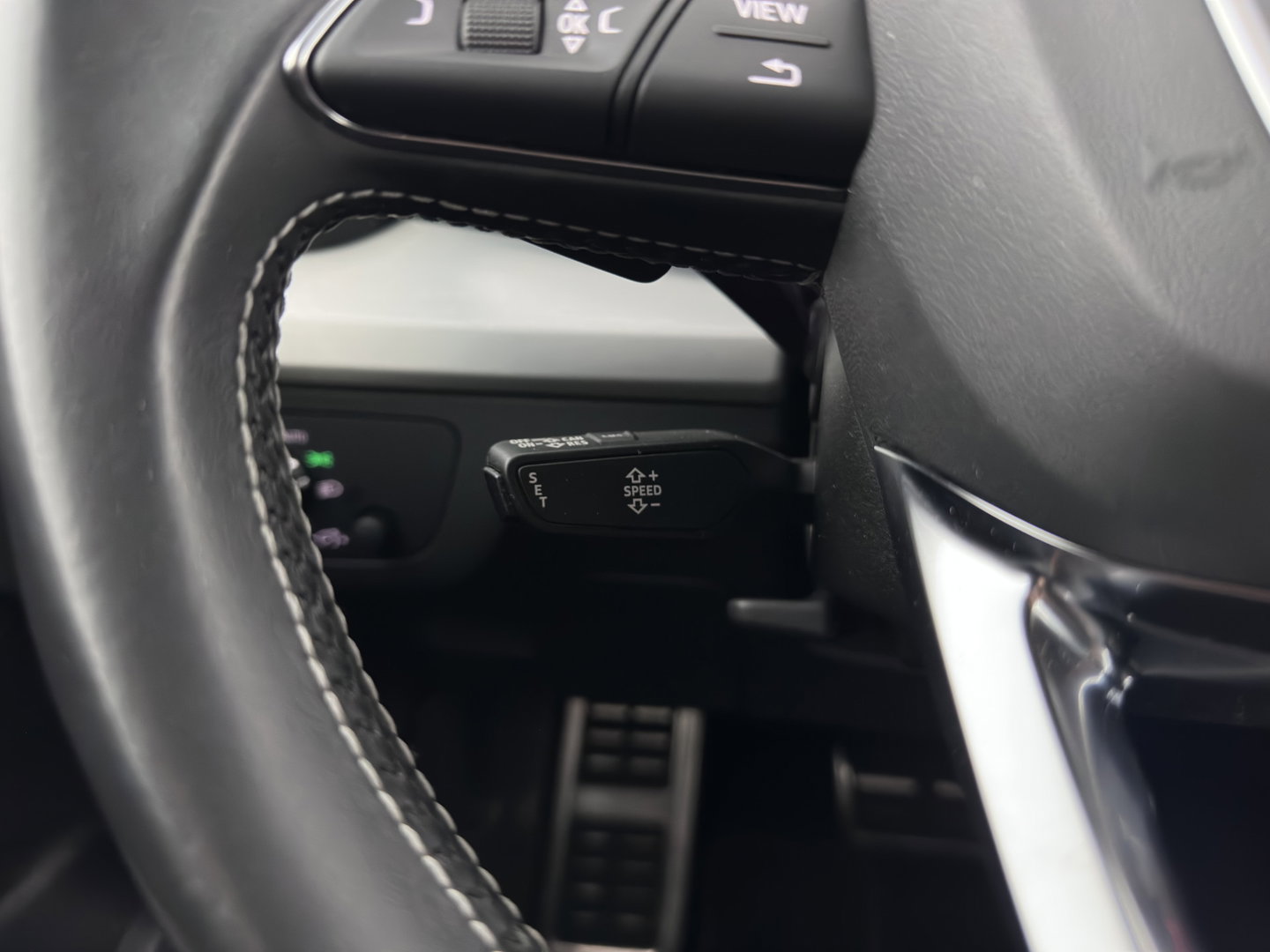 Audi SQ5 3.0 TDI Quattro Black Edition Aut. *LEATHER | FULL-LED | HEATED-SPORTSEATS | DIGI-COCKPIT | NAVI-FULLMAP | CAMERA | AUDI-SOUND | PRIVACY-GLASS | ECC | PDC | CRUISE | TOWBAR | KEYLESS | SHIFTPADDLES | 20''ALU*