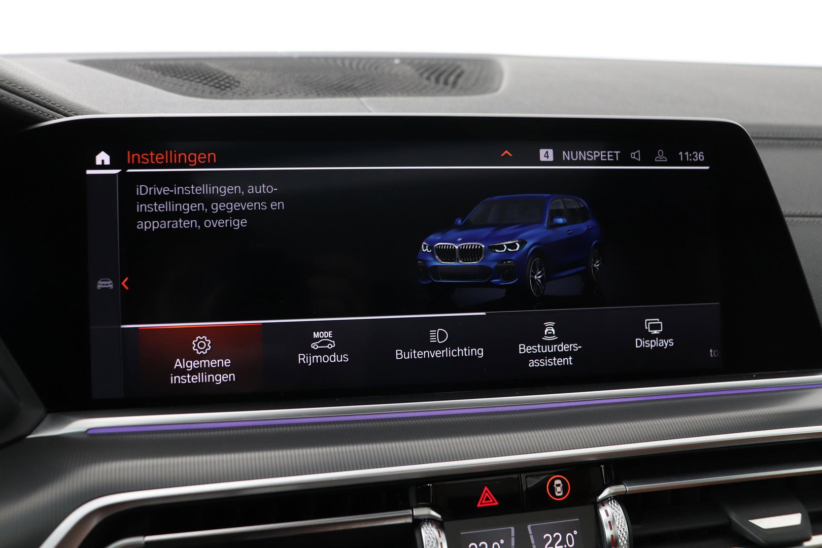 BMW X5 xDrive40i High Executive | 7-persoons | Luchtvering | Trekhaak | Panoramadak