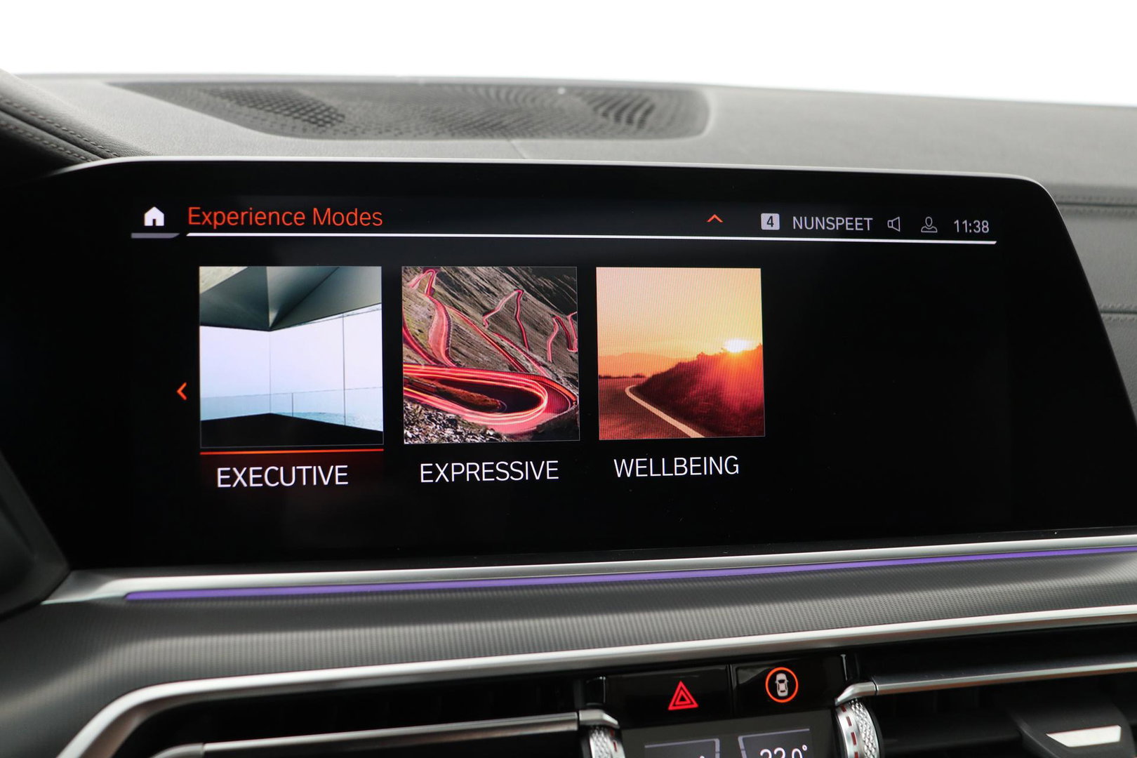 BMW X5 xDrive40i High Executive | 7-persoons | Luchtvering | Trekhaak | Panoramadak