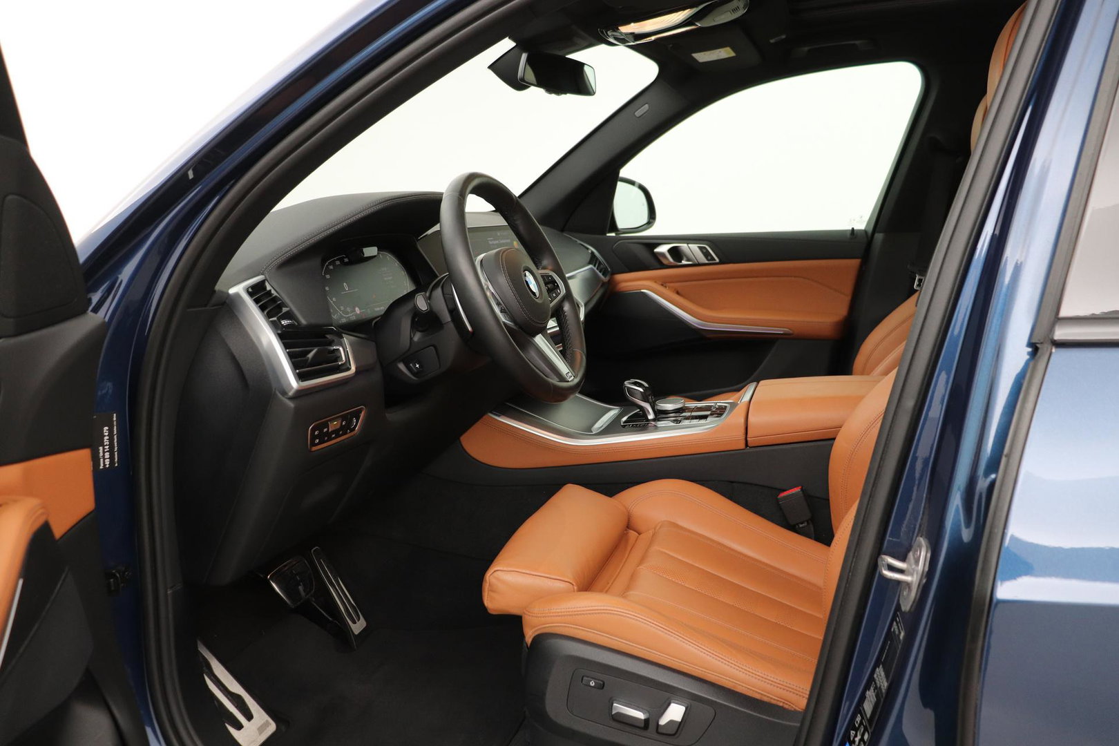 BMW X5 xDrive40i High Executive | 7-persoons | Luchtvering | Trekhaak | Panoramadak
