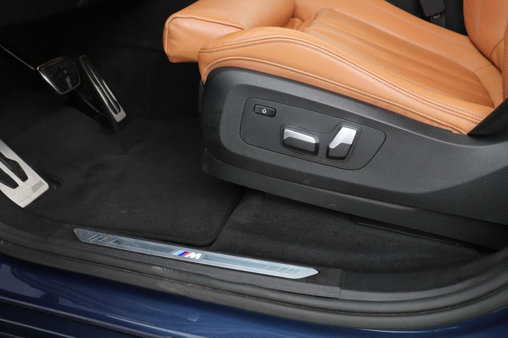 BMW X5 xDrive40i High Executive | 7-persoons | Luchtvering | Trekhaak | Panoramadak
