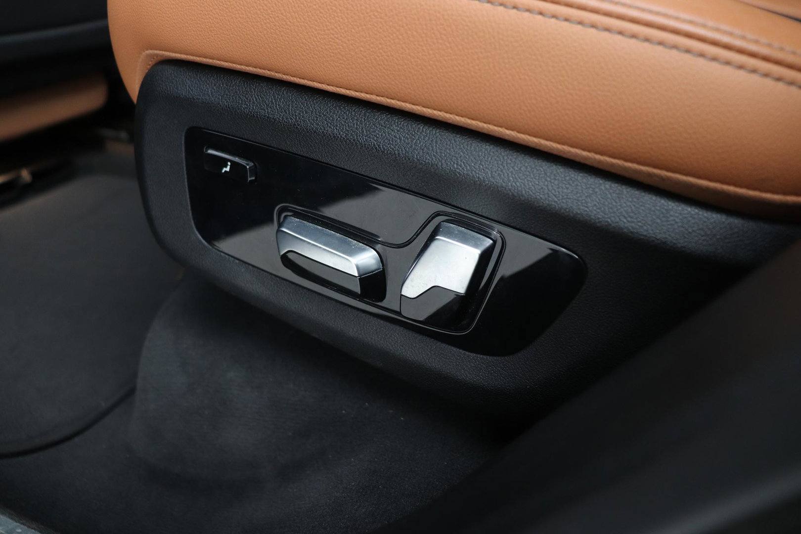 BMW X5 xDrive40i High Executive | 7-persoons | Luchtvering | Trekhaak | Panoramadak