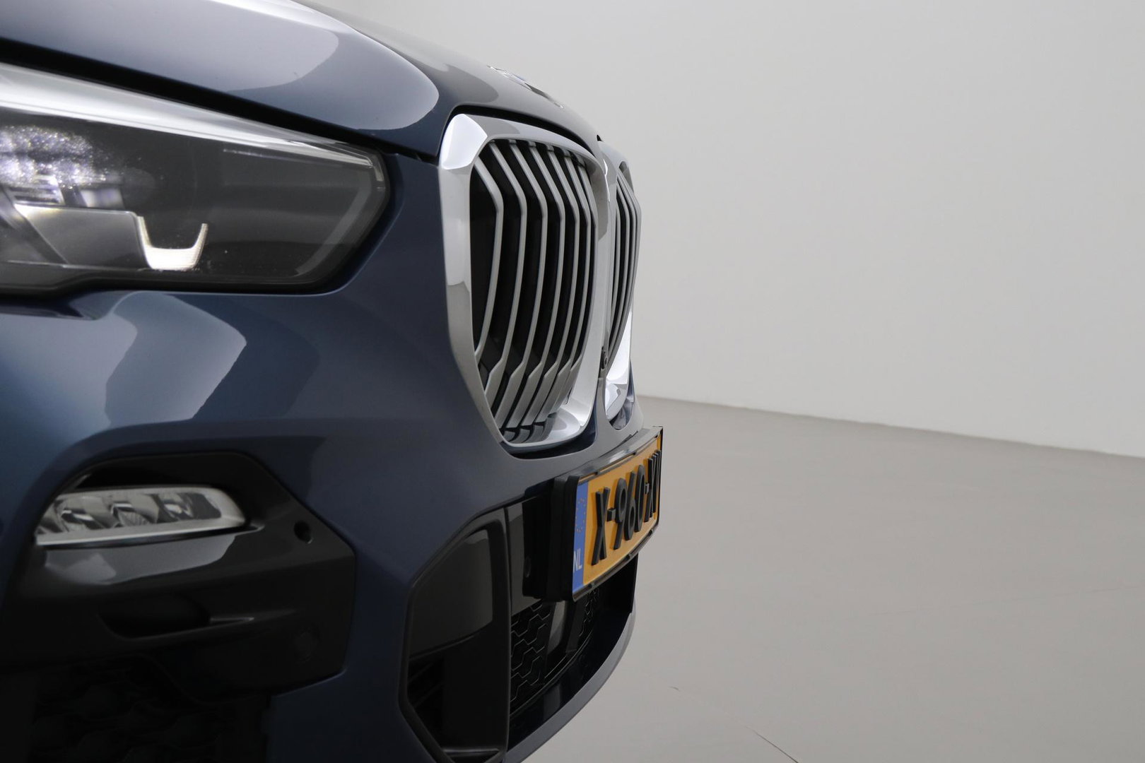 BMW X5 xDrive40i High Executive | 7-persoons | Luchtvering | Trekhaak | Panoramadak