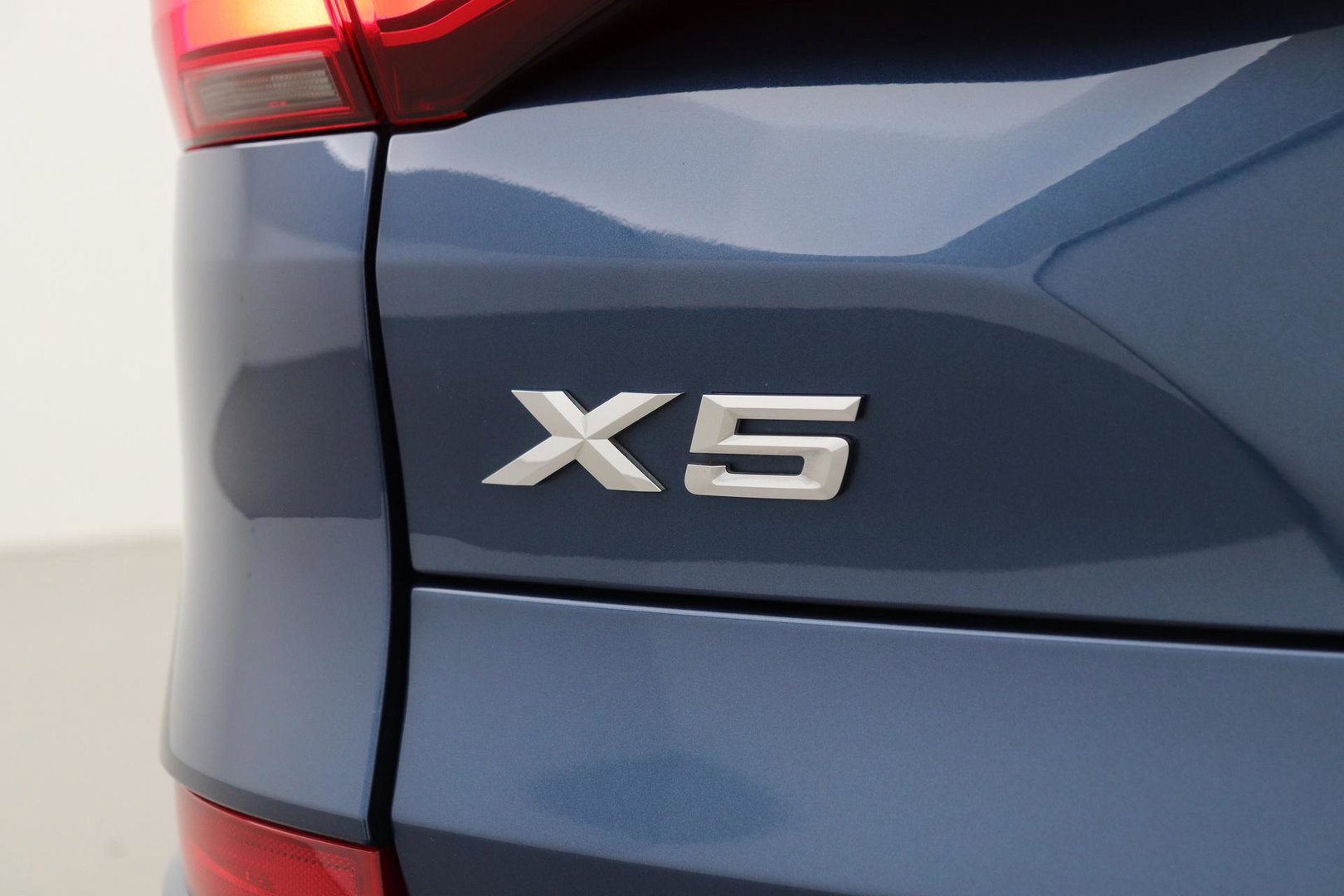 BMW X5 xDrive40i High Executive | 7-persoons | Luchtvering | Trekhaak | Panoramadak