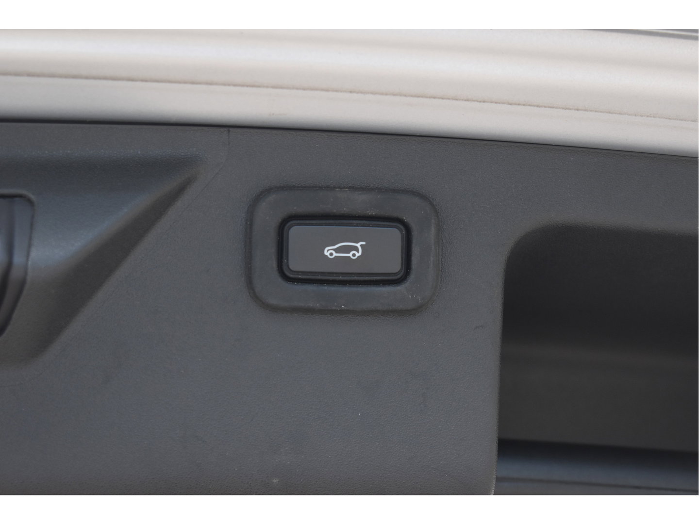 Land Rover Discovery Sport Grijs kenteken 2.0 D165 R-Dynamic | 360 gr.camera | Carplay | DAB | Leder | Full LED | Stoelen nog los aanwezig