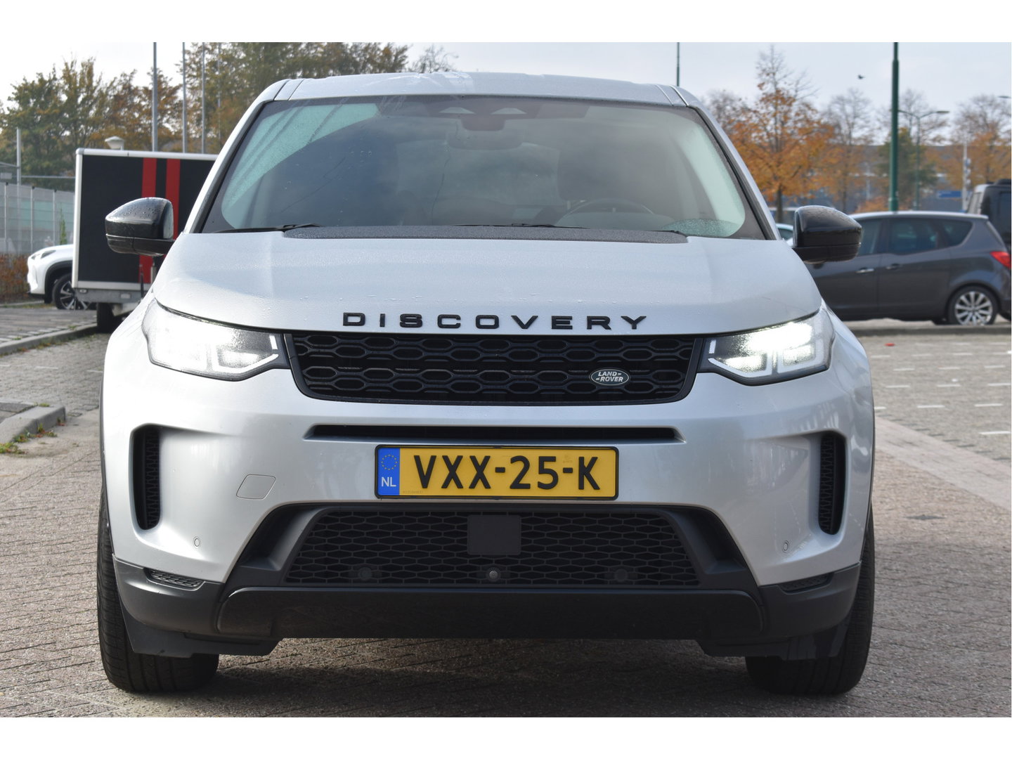 Land Rover Discovery Sport Grijs kenteken 2.0 D165 R-Dynamic | 360 gr.camera | Carplay | DAB | Leder | Full LED | Stoelen nog los aanwezig