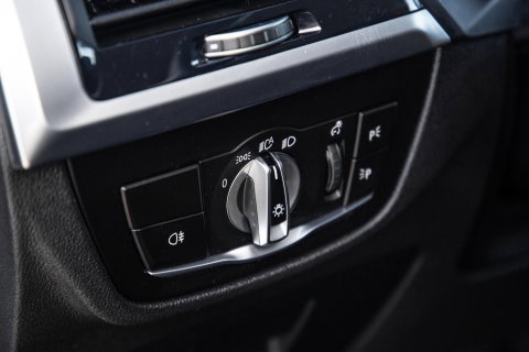 BMW X3 xDrive30e High Executive BLACK LINE / CARPLAY / LEER / STOELVERWARMING / CAMERA / DEALER ONDERHOUDEN