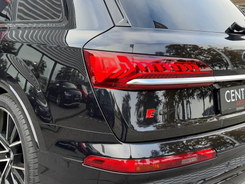 Audi SQ7 4.0 TFSI SQ7 quattro Pano|Memory|Luchtvering|BTW|4Wielbesturing|Nachtzicht
