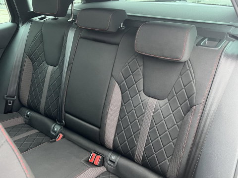 Škoda Octavia Combi 1.4 TSI RS iV PHEV Business | PANO | STANDKACHEL | TREKHAAK