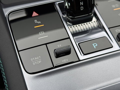 BYD SEAL U 1.5 DM-i FWD Boost | Boundless Cloud | Head-up Display| Apple Carplay | Keyless Go/Entry | Stoelventilatie | 360 Camera | Panorama dak | Rijmodus Regeling |